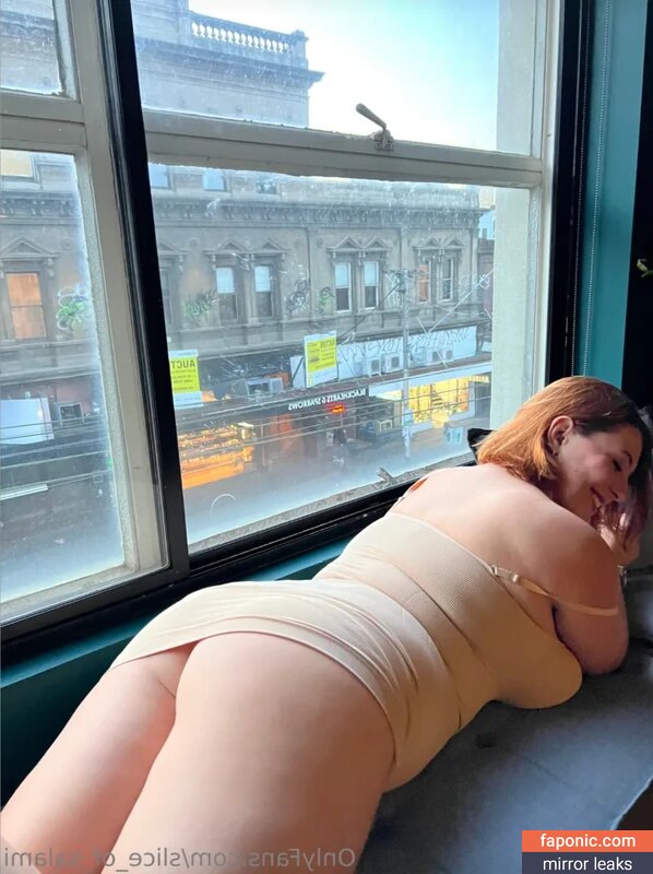 Bel Larcombe / Slice_of_salami_, Bel Larcombe slice_of_salami_, bel_larcombe_ Çıplak Sızıntılar OnlyFans Fotoğraf #98