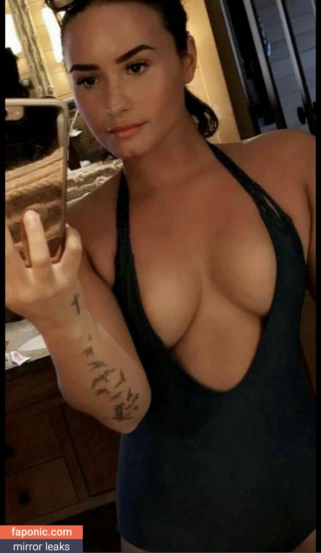 Demi Lovato, ddlovato, https:, tonia_williams Çıplak Sızıntılar OnlyFans Fotoğraf #10