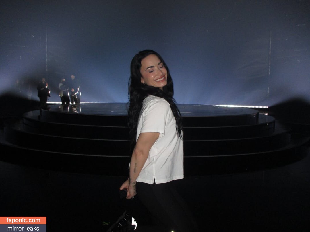 Demi Lovato, ddlovato, https:, tonia_williams Çıplak Sızıntılar OnlyFans Fotoğraf #1104