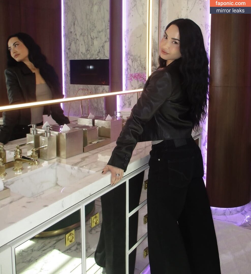 Demi Lovato, ddlovato, https:, tonia_williams Çıplak Sızıntılar OnlyFans Fotoğraf #1111