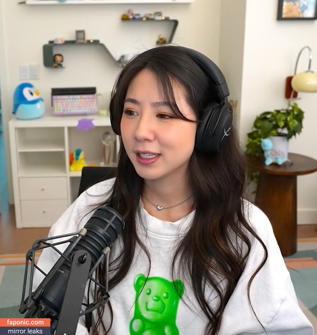 Fuslie, Leslie Çıplak Sızıntılar  Fotoğraf #905