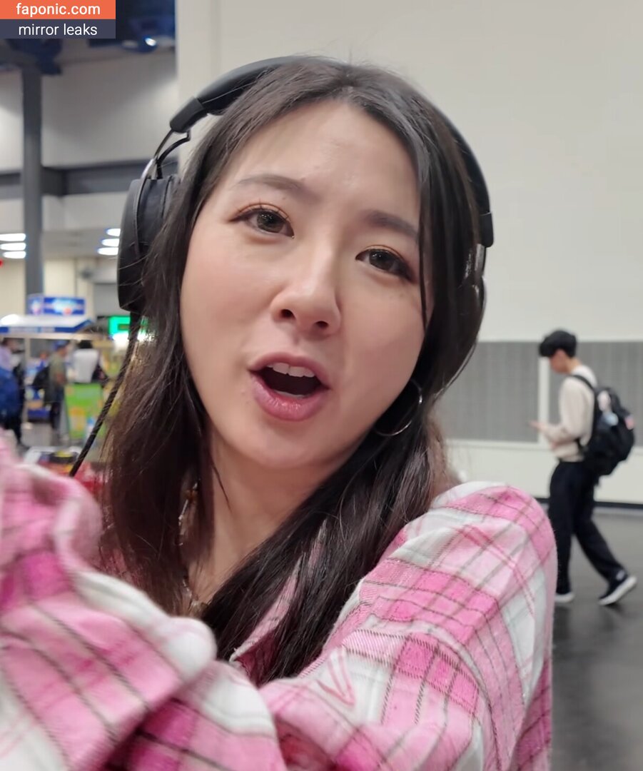 Fuslie, Leslie Çıplak Sızıntılar  Fotoğraf #926