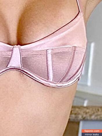 Kylin Milan, kylinmilan, mira_moony Çıplak Sızıntılar OnlyFans Fotoğraf #69