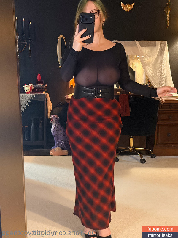 Bigtittygothegg, goth.egg, goth__egg, https: Çıplak Sızıntılar OnlyFans Fotoğraf #119