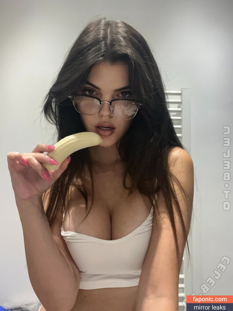 Lara Winter, lara-benjamina, lara.winter.73, lara_winter Çıplak Sızıntılar OnlyFans Fotoğraf #232