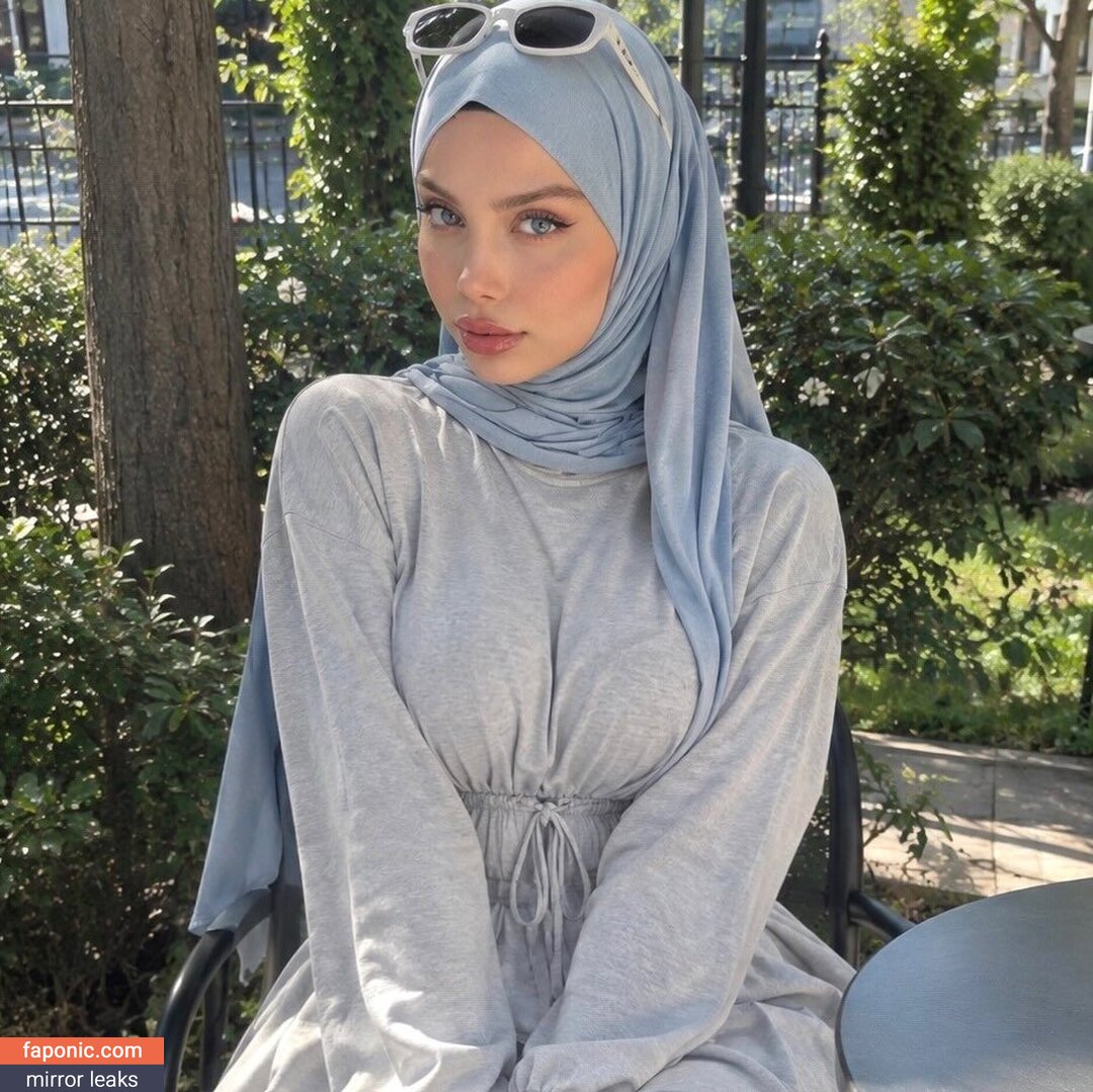 heliosari, heliosri, sariikubraa Çıplak Sızıntılar  Fotoğraf #24