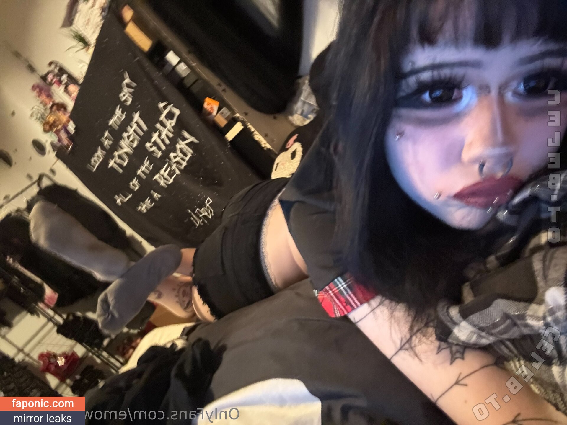 Emowithoutemo, Emowithoutemooo Çıplak Sızıntılar OnlyFans/Patreon Fotoğraf #4