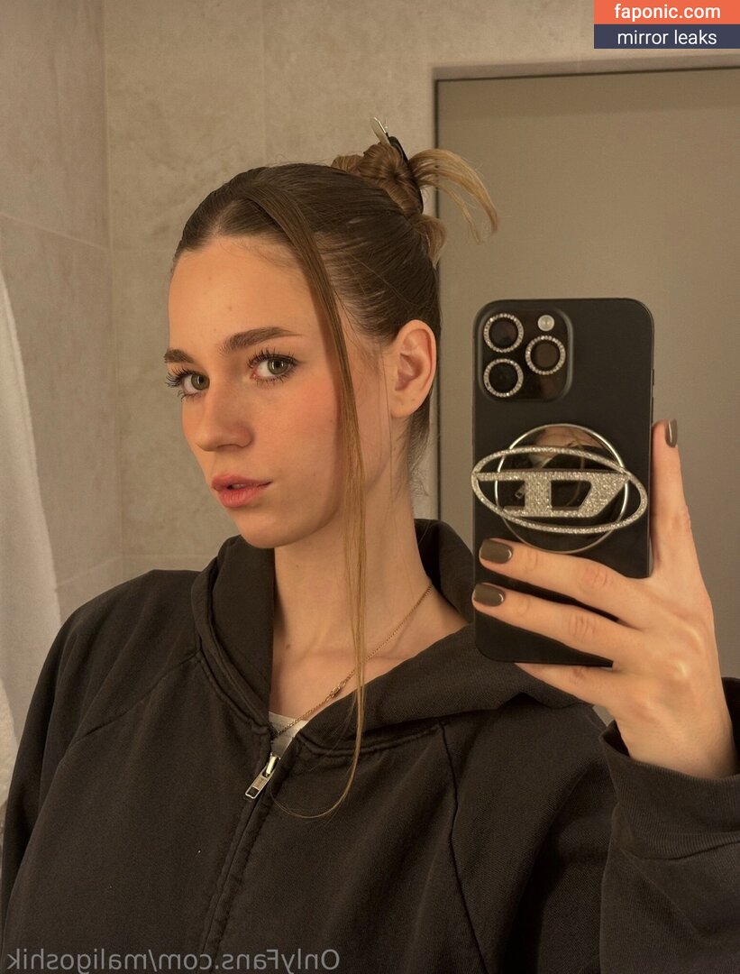 Anna Malyg0n, mmollyyy.ann Çıplak Sızıntılar  Fotoğraf #330