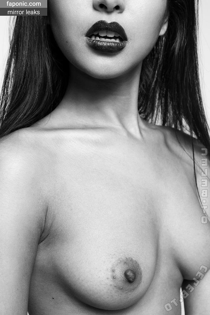 Chloe Rose