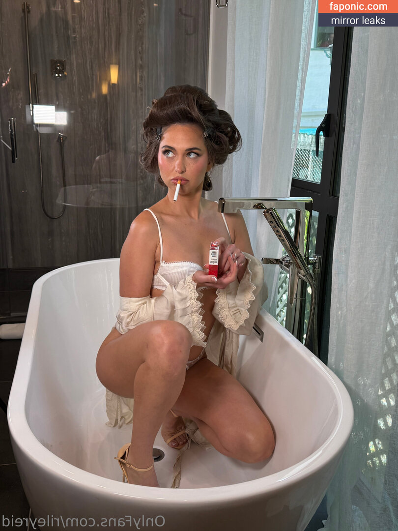 Riley Reid, RileyReidTikTok, hellorileyreid, rileyreidx3 Çıplak Sızıntılar OnlyFans Fotoğraf #2912