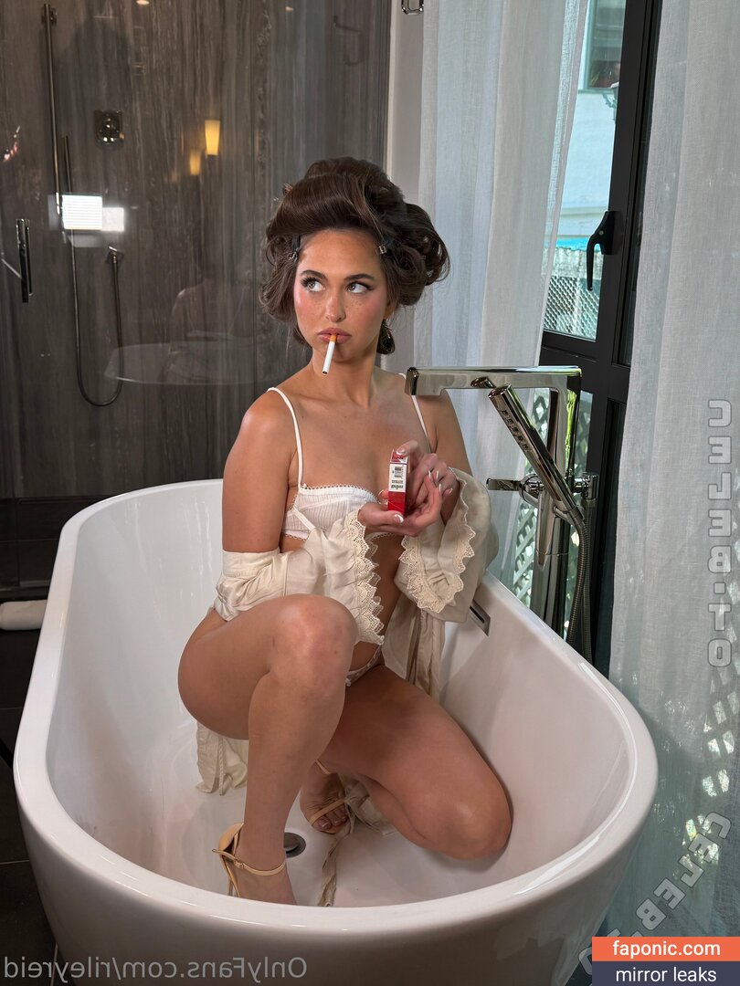 Riley Reid, RileyReidTikTok, hellorileyreid, rileyreidx3 Çıplak Sızıntılar OnlyFans Fotoğraf #2938