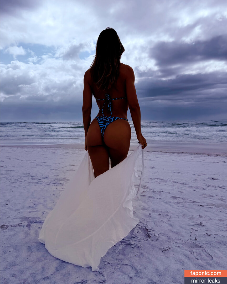 Carla Outes, littlefitdevil Çıplak Sızıntılar Patreon Fotoğraf #125