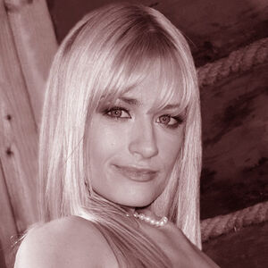 Beth Behrs