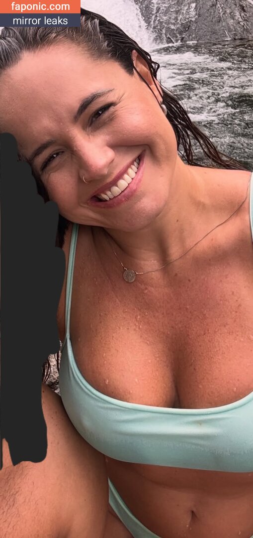 Izabela Leite