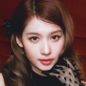 Minatozaki Sana (TWICE)